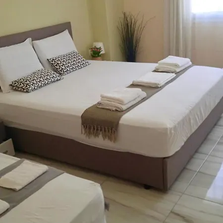 Apartment For Up To 5 People In Centre *